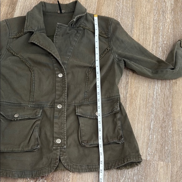 Free People Size S Army Jacket Green Utility Jacket with Classic Collar Ruffles - Picture 12 of 15